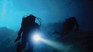 La Caye plongée de nuit La Caye plongée de nuit